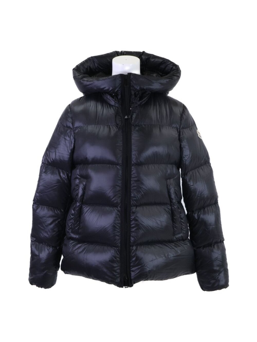 Moncler Serittes Lightweight Nylon Short Down Jacket